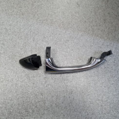 Aizmugurējāis labais durvju rokturis priekš MERCEDES BENZ ML320 2005 BLACK