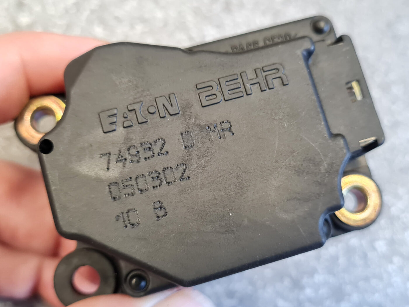 Apsildes sistēmas aktuators priekš VOLVO V70 2002 SILVER