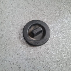 Degvielas tvertnes vāks priekš VOLVO V70 2000