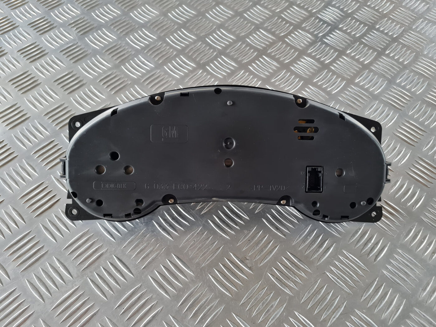 Spidometrs priekš SAAB 9-3 2009 7 Spidometrs priekš SAAB 9-3 2009