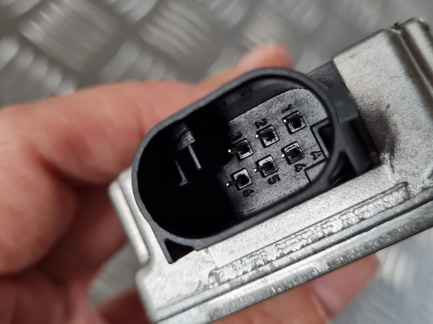 ESP ātruma devējs priekš SAAB 9-3 2009 3 ESP ātruma devējs priekš SAAB 9-3 2009