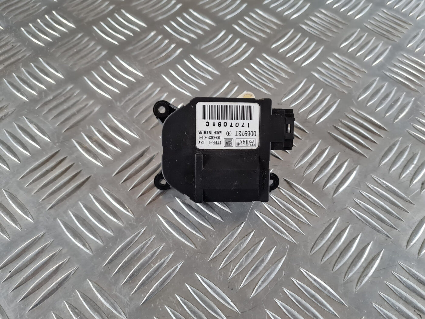 Apsildes sistēmas aktuators priekš SAAB 9-3 2009 1 Apsildes sistēmas aktuators priekš SAAB 9-3 2009