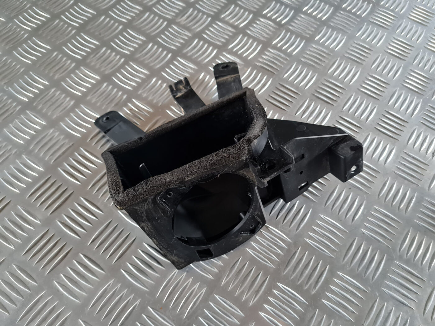 Skaļruņa apdare priekš SAAB 9-3 2009 5 Skaļruņa apdare priekš SAAB 9-3 2009