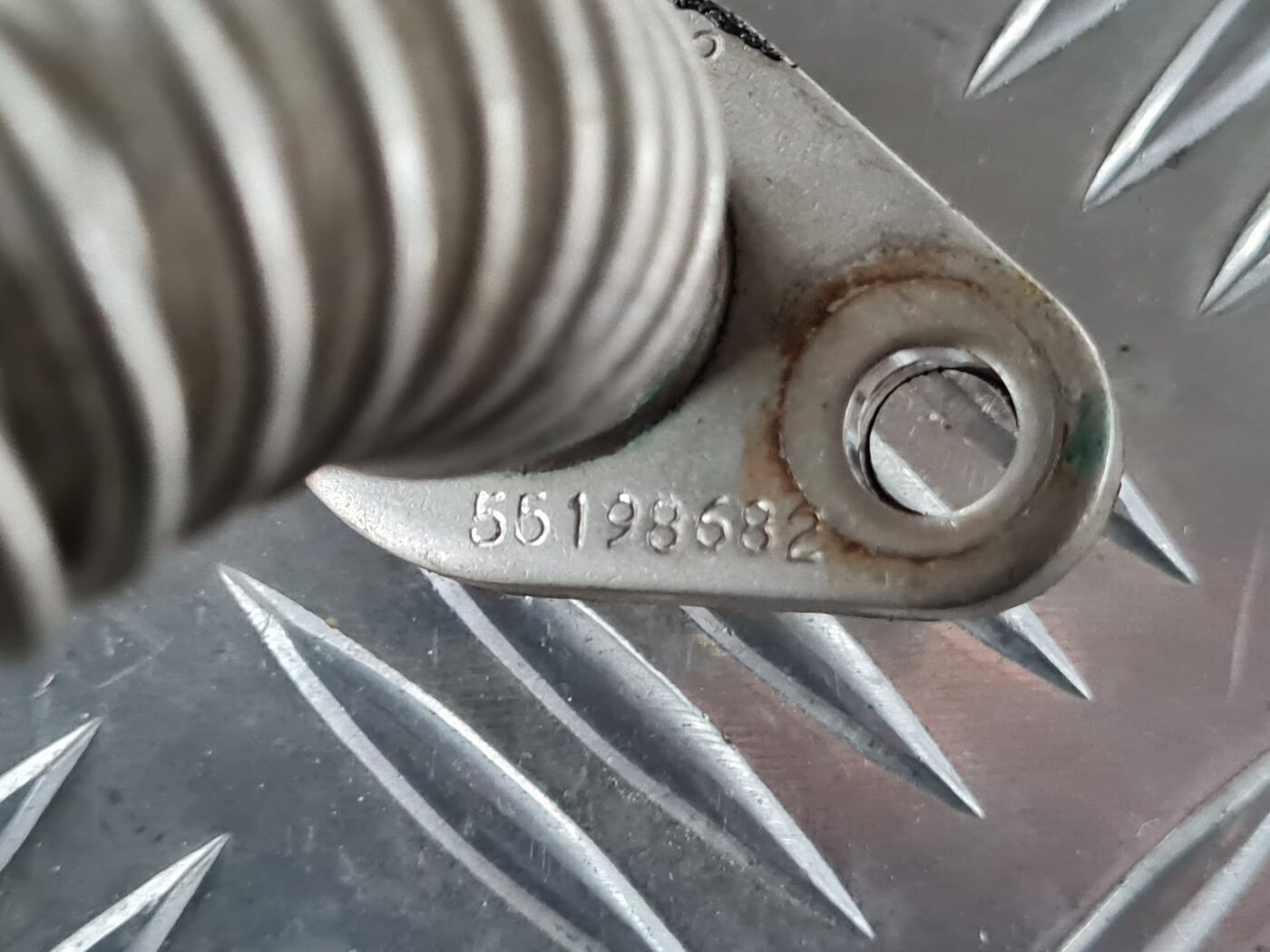 Turbīnas caurule priekš SAAB 9-3 2009 4 Turbīnas caurule priekš SAAB 9-3 2009