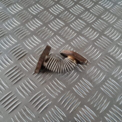 EGR caurule priekš SAAB 9-3 2009