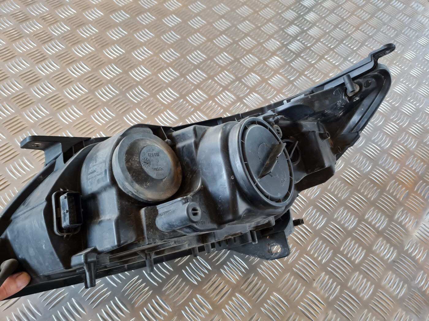 Priekšējais labais lukturis priekš SAAB 9-3 2009