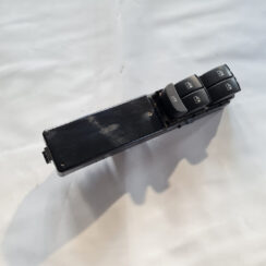 Šofera durvju slēdža pogas priekš SAAB 9-3 2009