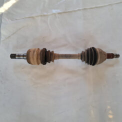 Pusass priekšējā kreisā priekš SAAB 9-3 2009