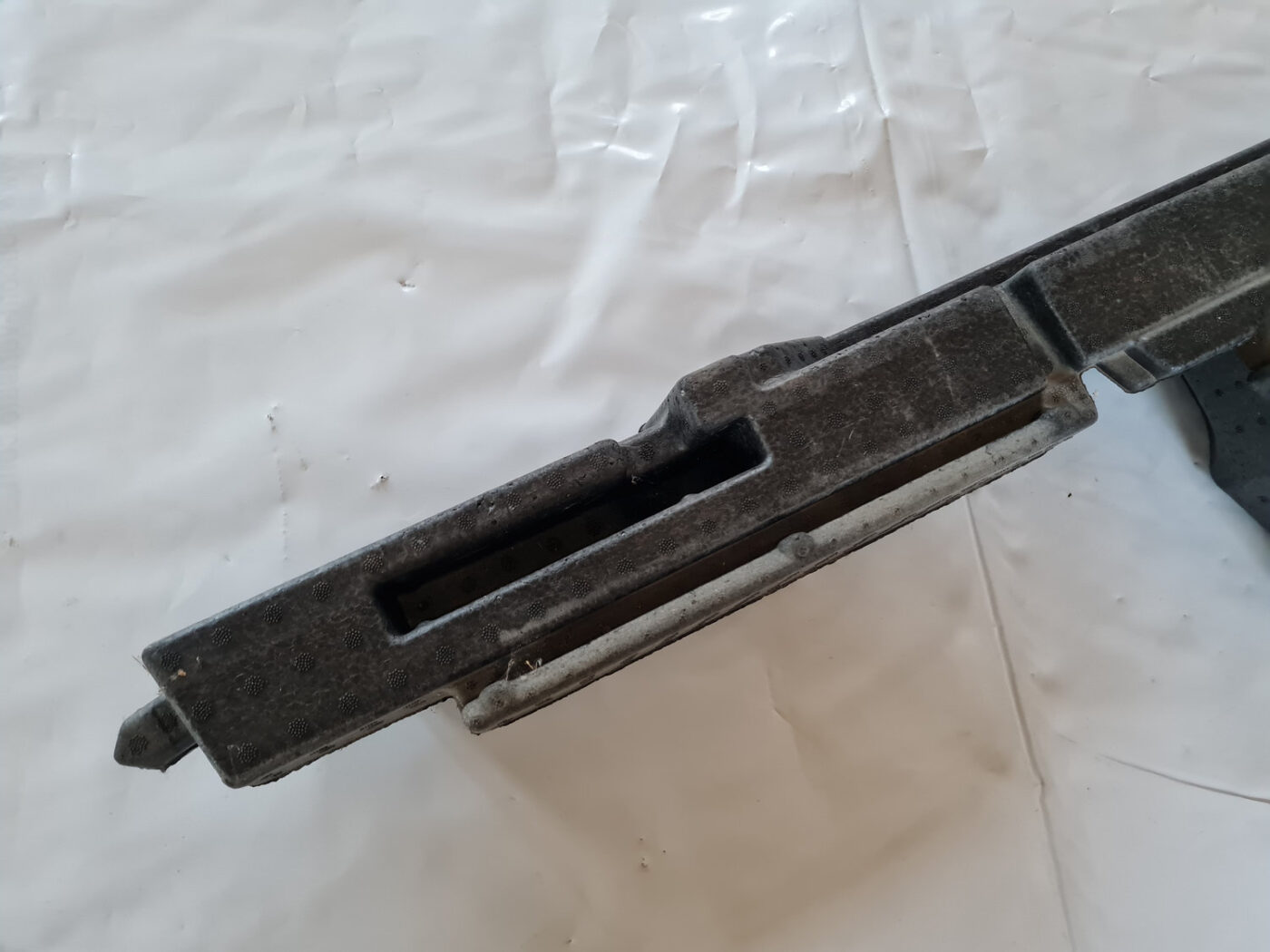 Bagāžnieka nodalījuma putuplasts priekš SAAB 9-3 2009