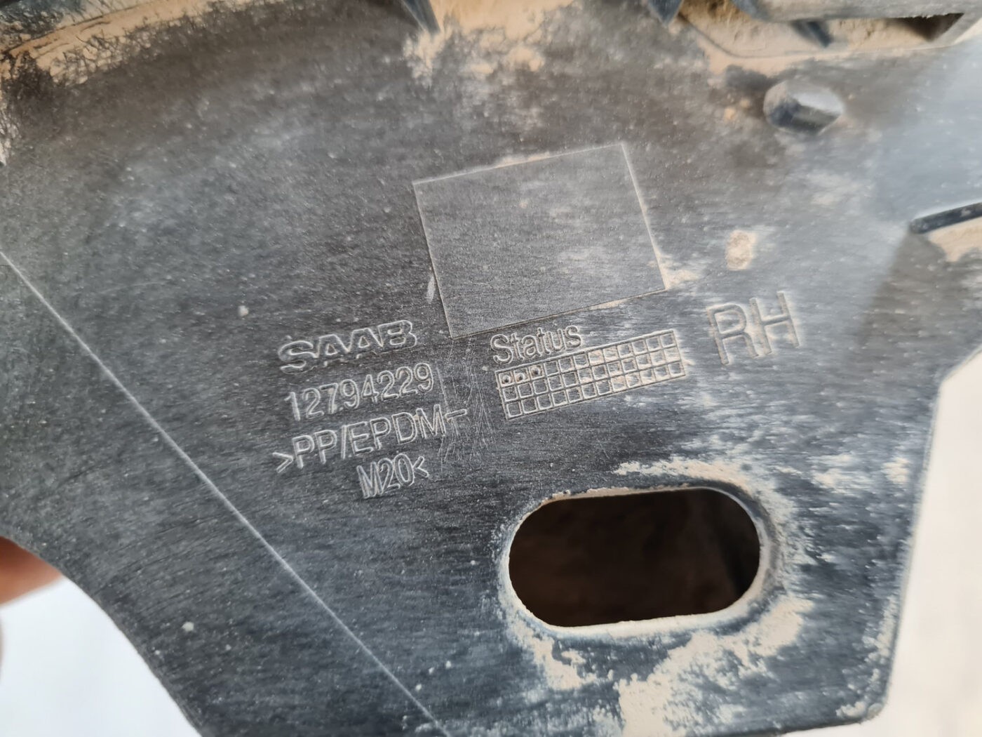 Aizmugurēja bufera kronšteins priekš SAAB 9-3 2009 3 Aizmugurēja bufera kronšteins priekš SAAB 9-3 2009