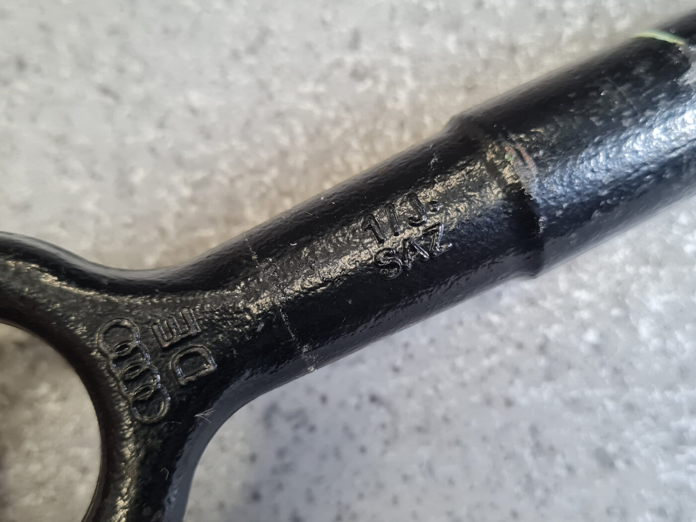 Vilkšanas āķis priekš AUDI A4 2008 AVANT 3 Vilkšanas āķis priekš AUDI A4 2008 AVANT