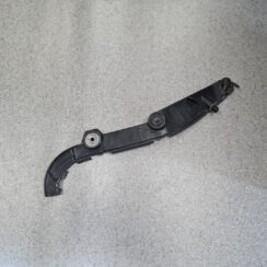 Aizmugurēja bufera kronšteins priekš TOYOTA COROLLA VERSO 2008