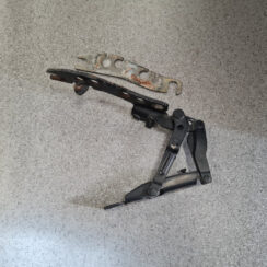 Pārsega eņģe, pa labi priekš BMW 530D E39 2001 TOURING