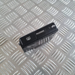 Aizmugurējā stikla apsildes ieslēgšanas poga priekš TOYOTA AVENSIS 2007 UNIVERSAL