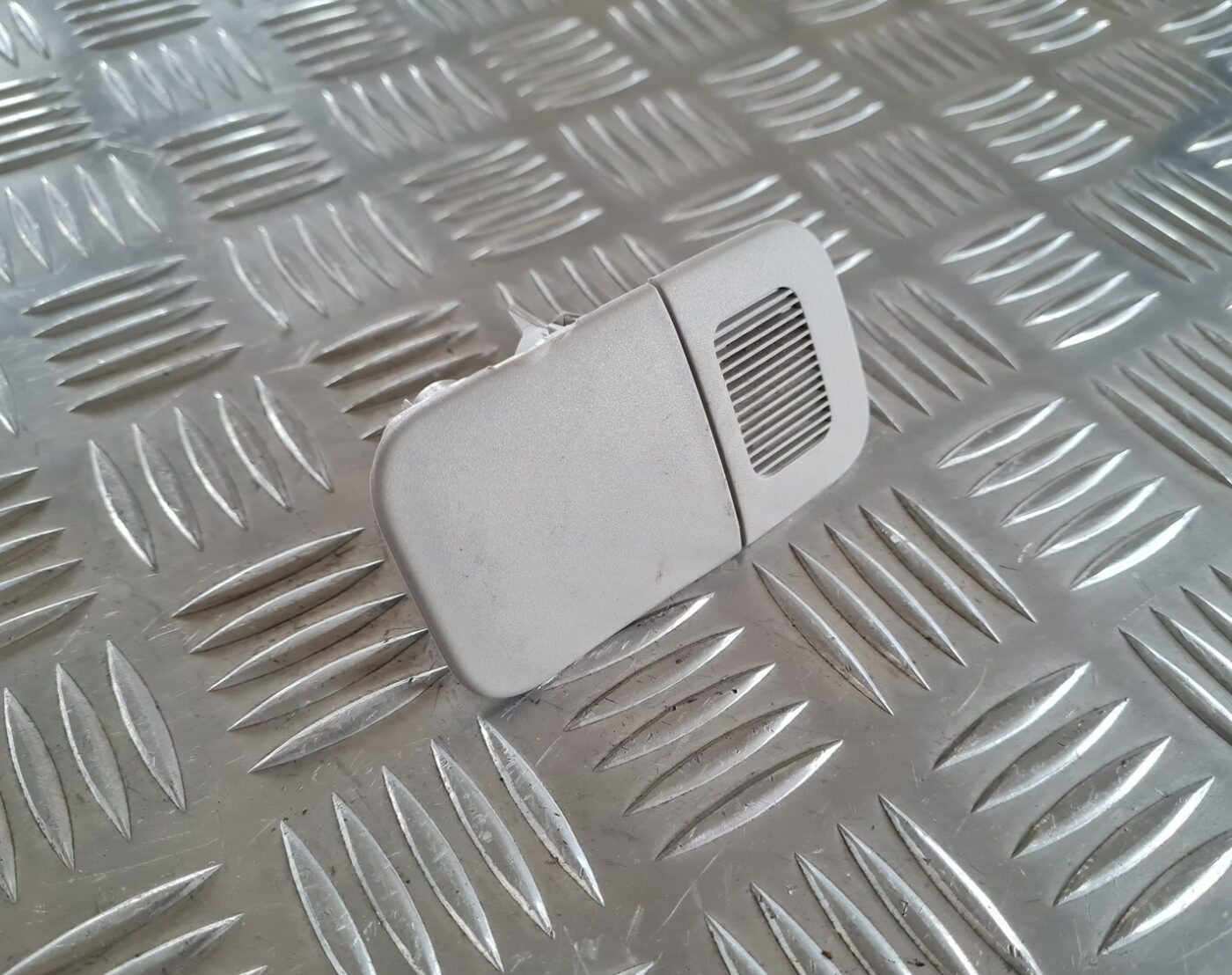 Salona āķis griestos priekš TOYOTA AVENSIS 2007 UNIVERSAL