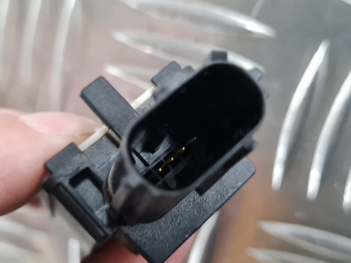 Drošības spilvena trieciensensors priekš TOYOTA AVENSIS 2007 UNIVERSAL