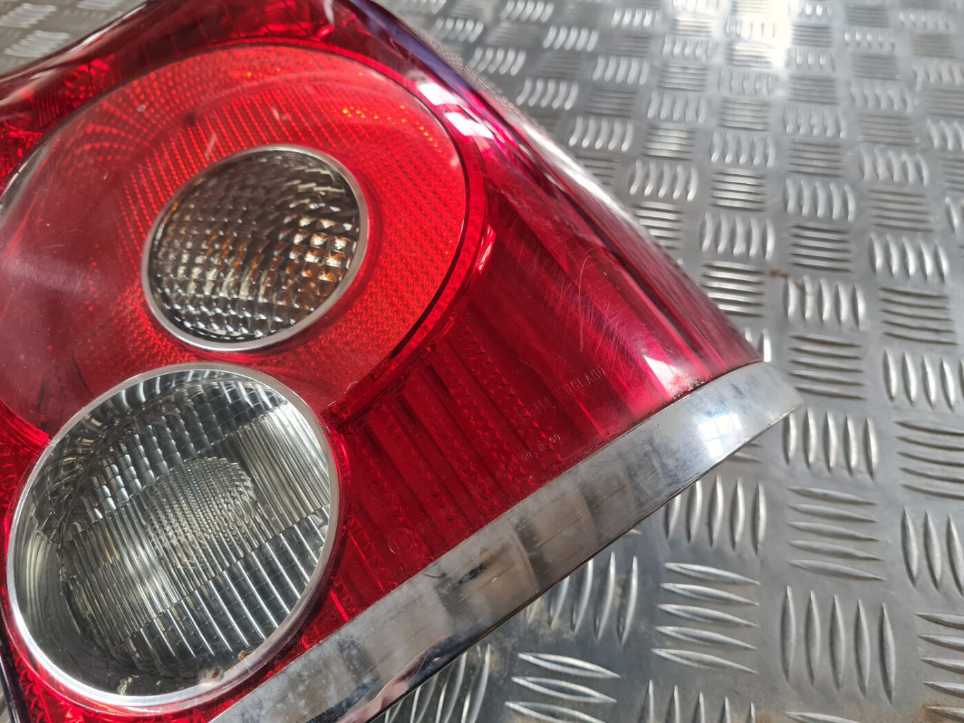 Aizmugurējais labais lukturis priekš TOYOTA AVENSIS 2007 UNIVERSAL 6 Aizmugurējais labais lukturis priekš TOYOTA AVENSIS 2007 UNIVERSAL