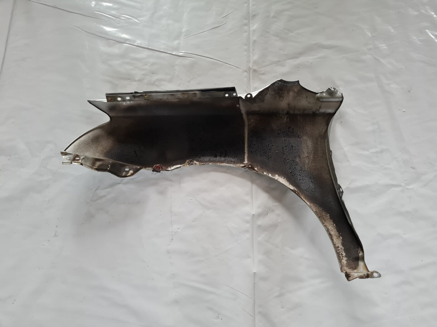 Priekšējais labais spārns priekš TOYOTA AVENSIS 2007 UNIVERSAL 6 Priekšējais labais spārns priekš TOYOTA AVENSIS 2007 UNIVERSAL