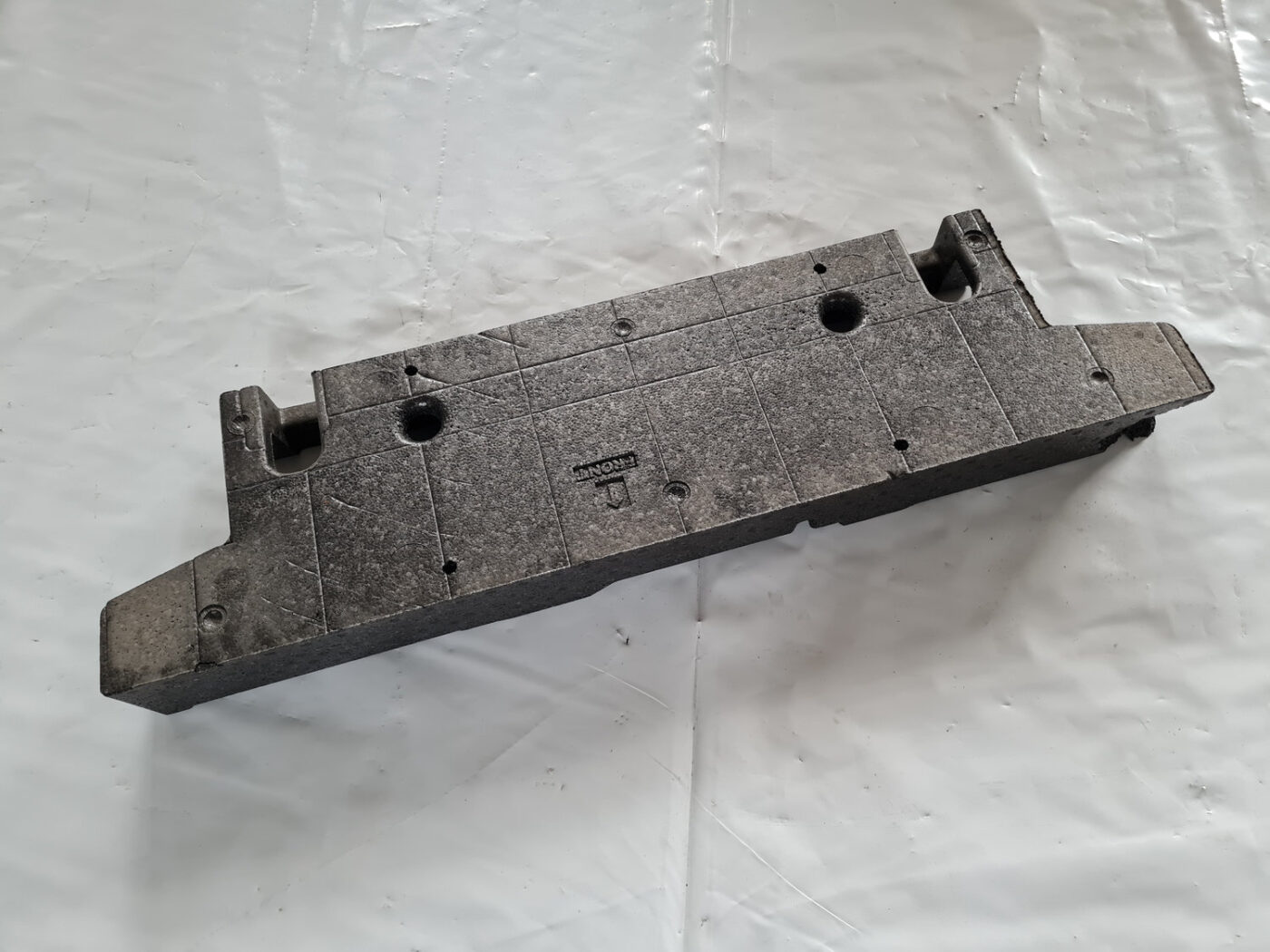 Bagāžnieka nodalījuma putuplasts priekš TOYOTA AVENSIS 2007 UNIVERSAL 6 Bagāžnieka nodalījuma putuplasts priekš TOYOTA AVENSIS 2007 UNIVERSAL