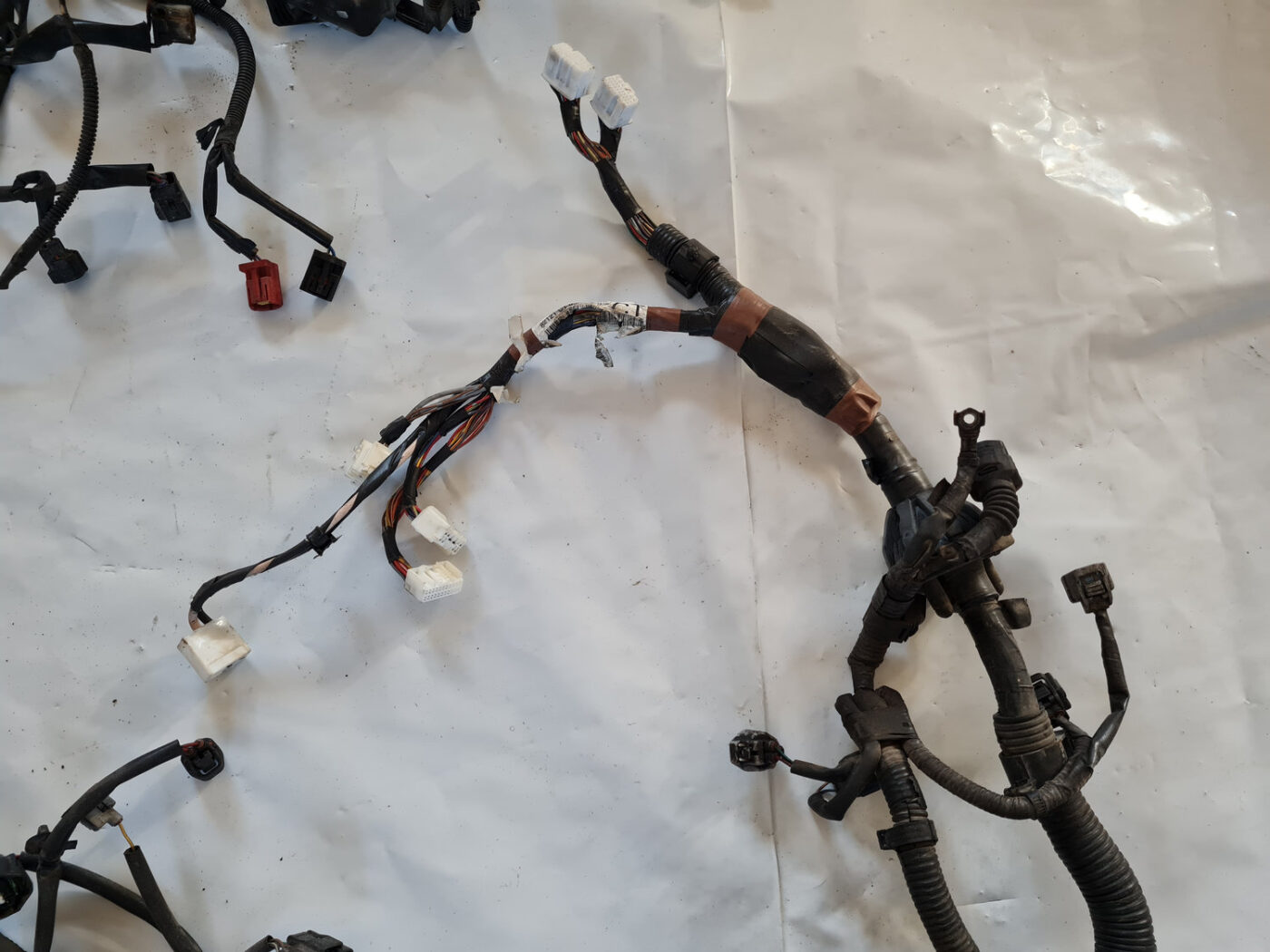 Dzinēja vadi priekš TOYOTA AVENSIS 2007 UNIVERSAL 2 Dzinēja vadi priekš TOYOTA AVENSIS 2007 UNIVERSAL