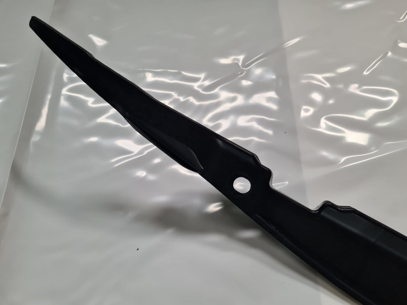 Ieliktņis starp spārnu un durvīm priekš CITROEN C-CROSSER 2009 7 Ieliktņis starp spārnu un durvīm priekš CITROEN C-CROSSER 2009