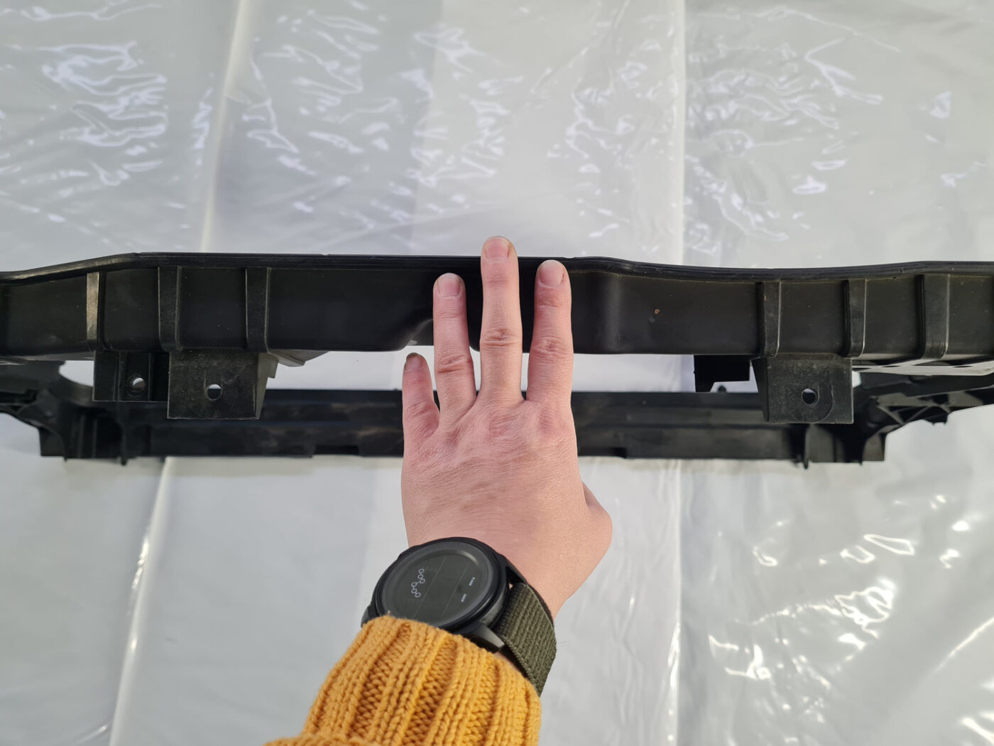 Priekšējā radiatora rāmis priekš AUDI A4 2009-2013 7 Priekšējā radiatora rāmis priekš AUDI A4 2009-2013