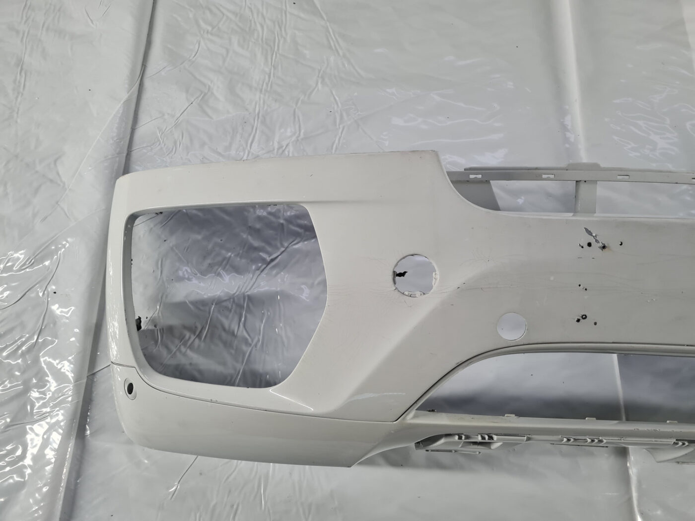 Priekšējais buferis priekš BMW X6 E71 2008-2014 31 Priekšējais buferis priekš BMW X6 E71 2008-2014