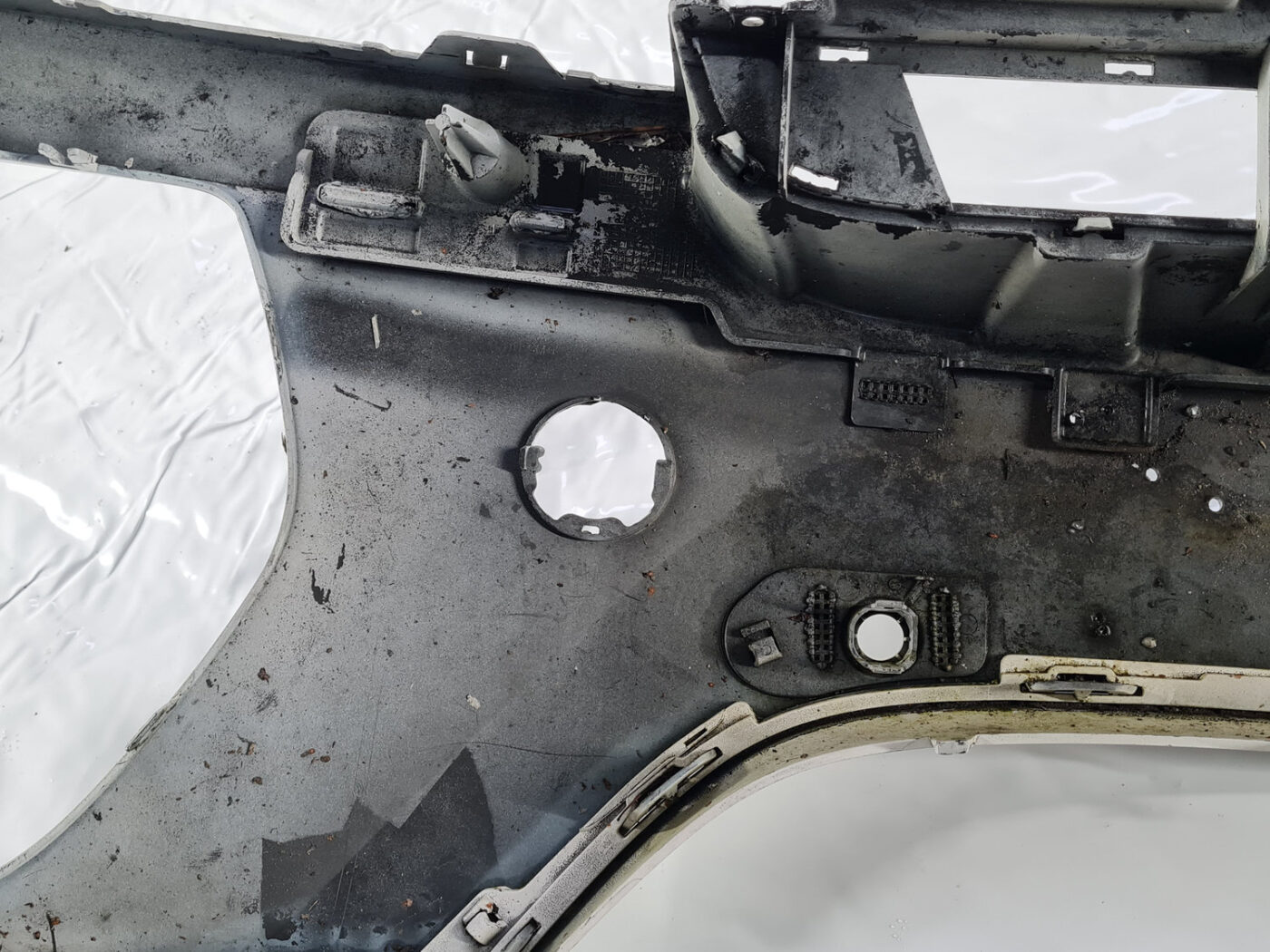 Priekšējais buferis priekš BMW X6 E71 2008-2014 9 Priekšējais buferis priekš BMW X6 E71 2008-2014