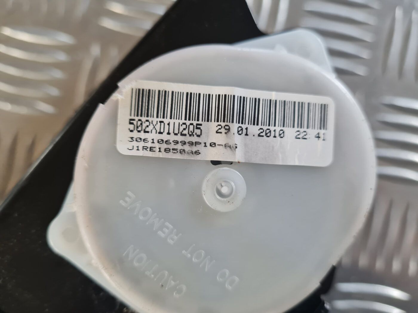 Aizmugurējā labā drošības josta priekš OPEL INSIGNIA 2010