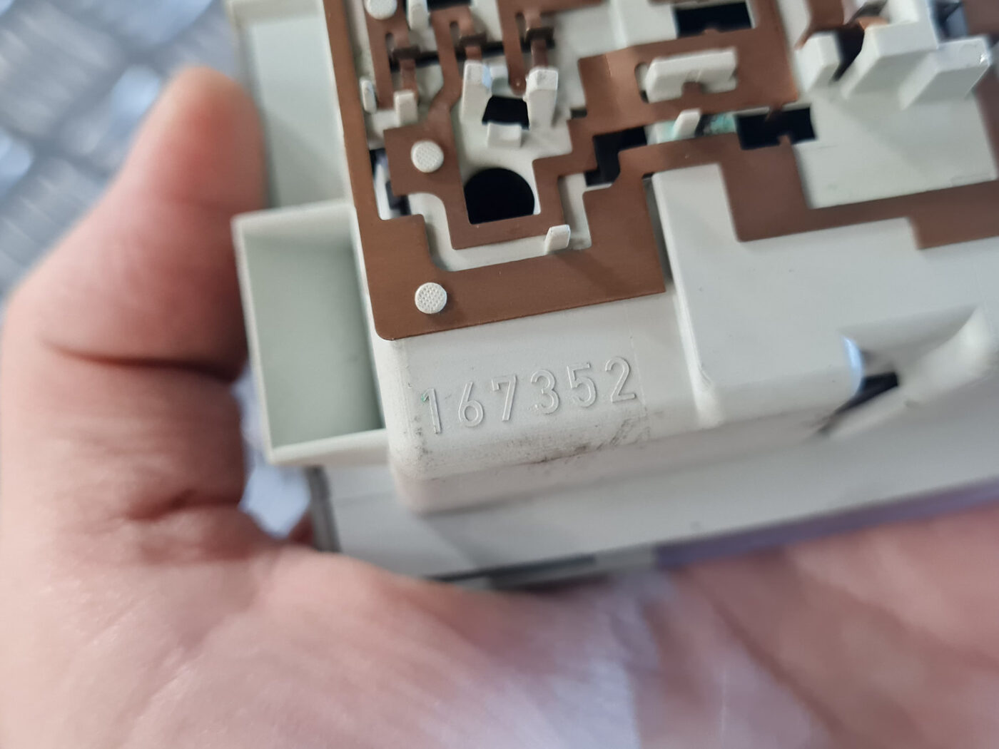 Aizmugurējo sēdvietu apgaismojums priekš OPEL INSIGNIA 2010