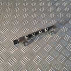 Degvielas sadales caurule priekš OPEL INSIGNIA 2010