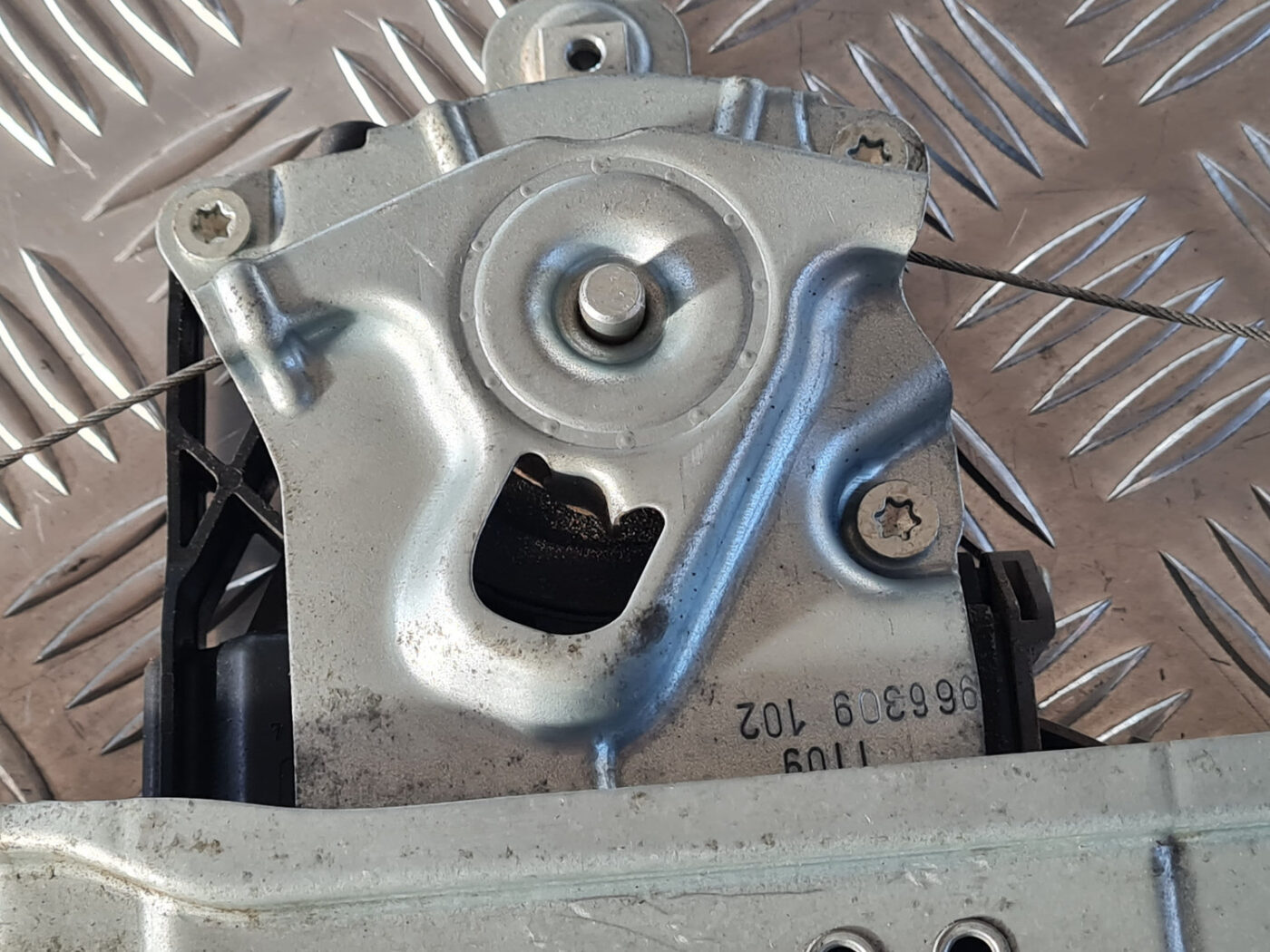 Stikla pacelšanas mehānisms aizmugurējais labais priekš OPEL INSIGNIA 2010