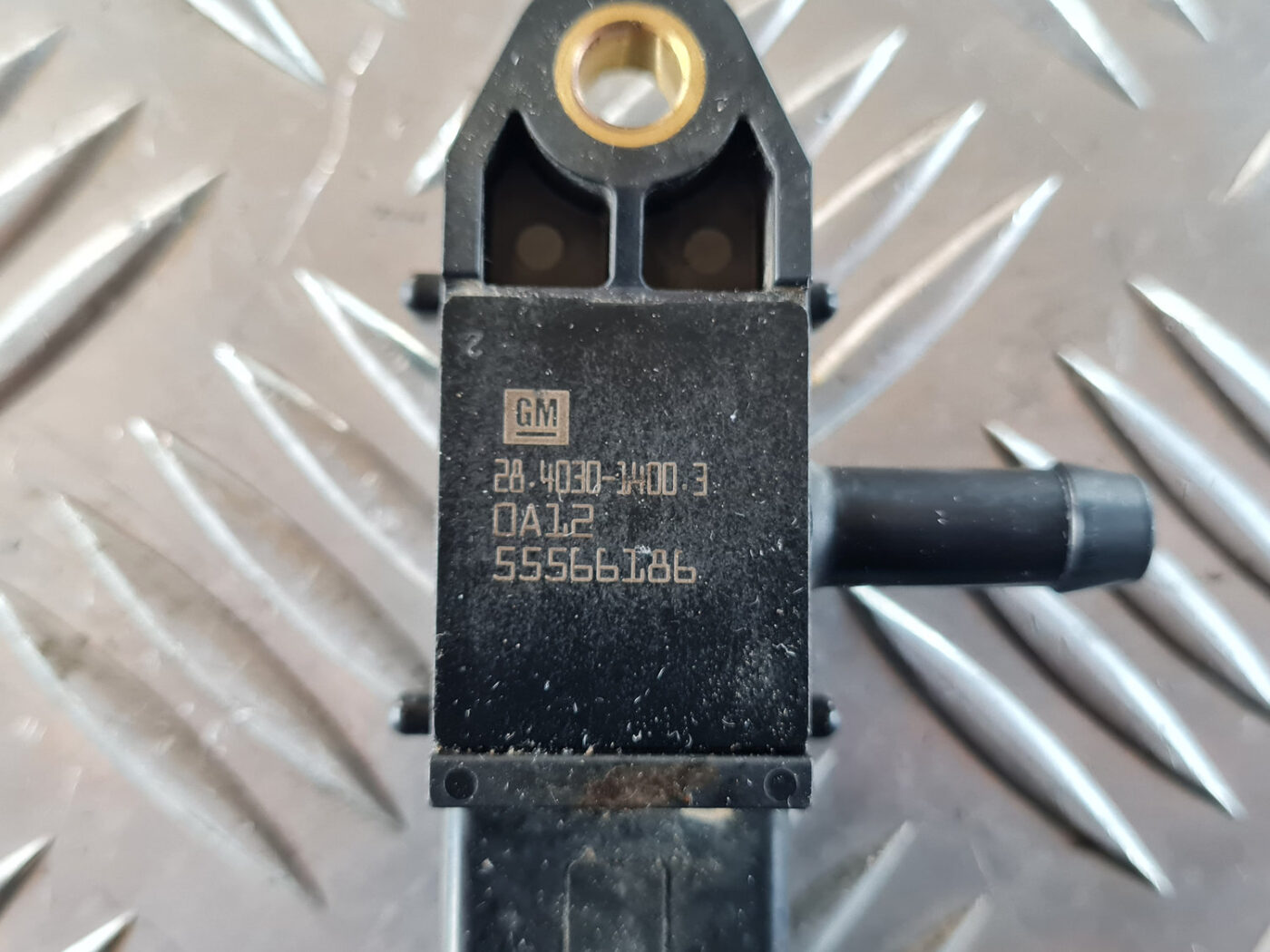 Izplūdes gāzu spiediena sensors priekš OPEL INSIGNIA 2010