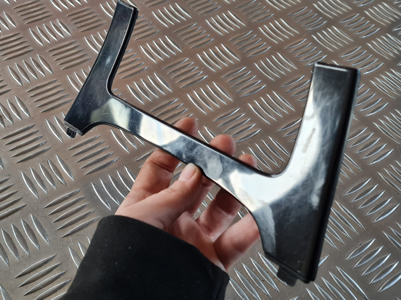 Mērinstrumentu paneļa dekoratīvais rāmis priekš OPEL INSIGNIA 2010