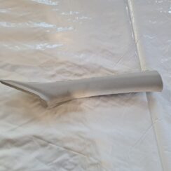 Priekšējas salona statnes apdare priekš OPEL INSIGNIA 2010