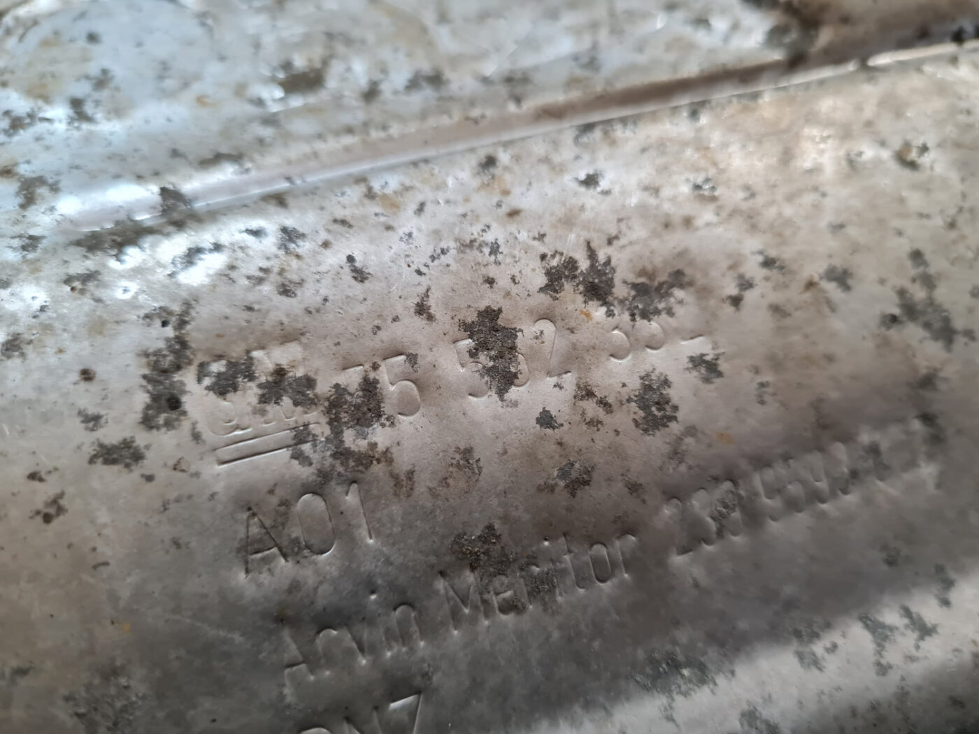 Izpūtēja sistēmas karstuma aizsargs priekš OPEL INSIGNIA 2010 4 Izpūtēja sistēmas karstuma aizsargs priekš OPEL INSIGNIA 2010