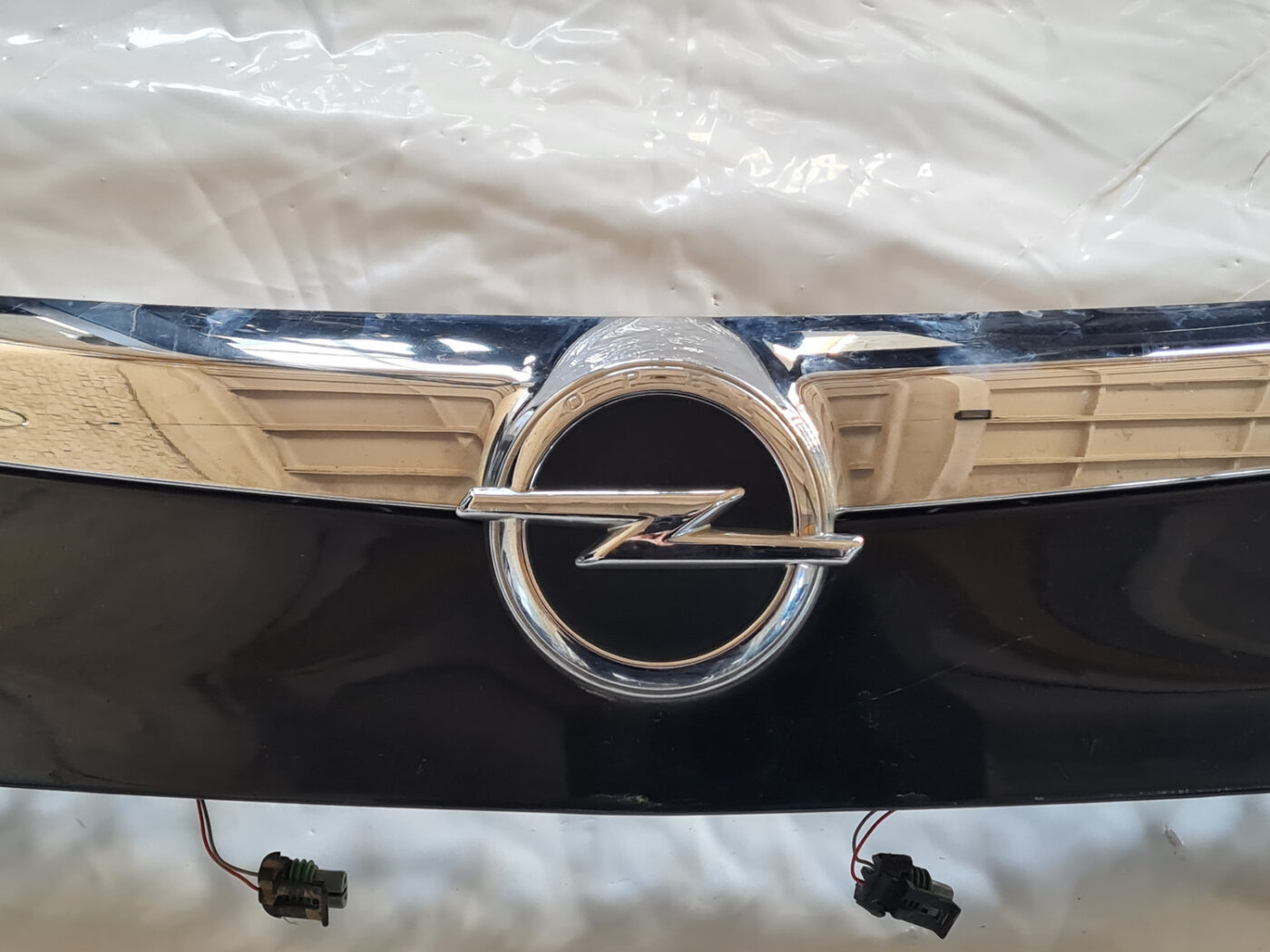 Numura zīmes gaismas uzlika komplektā priekš OPEL INSIGNIA 2010