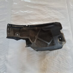 Priekšējais kreisais paspārns priekš OPEL INSIGNIA 2010