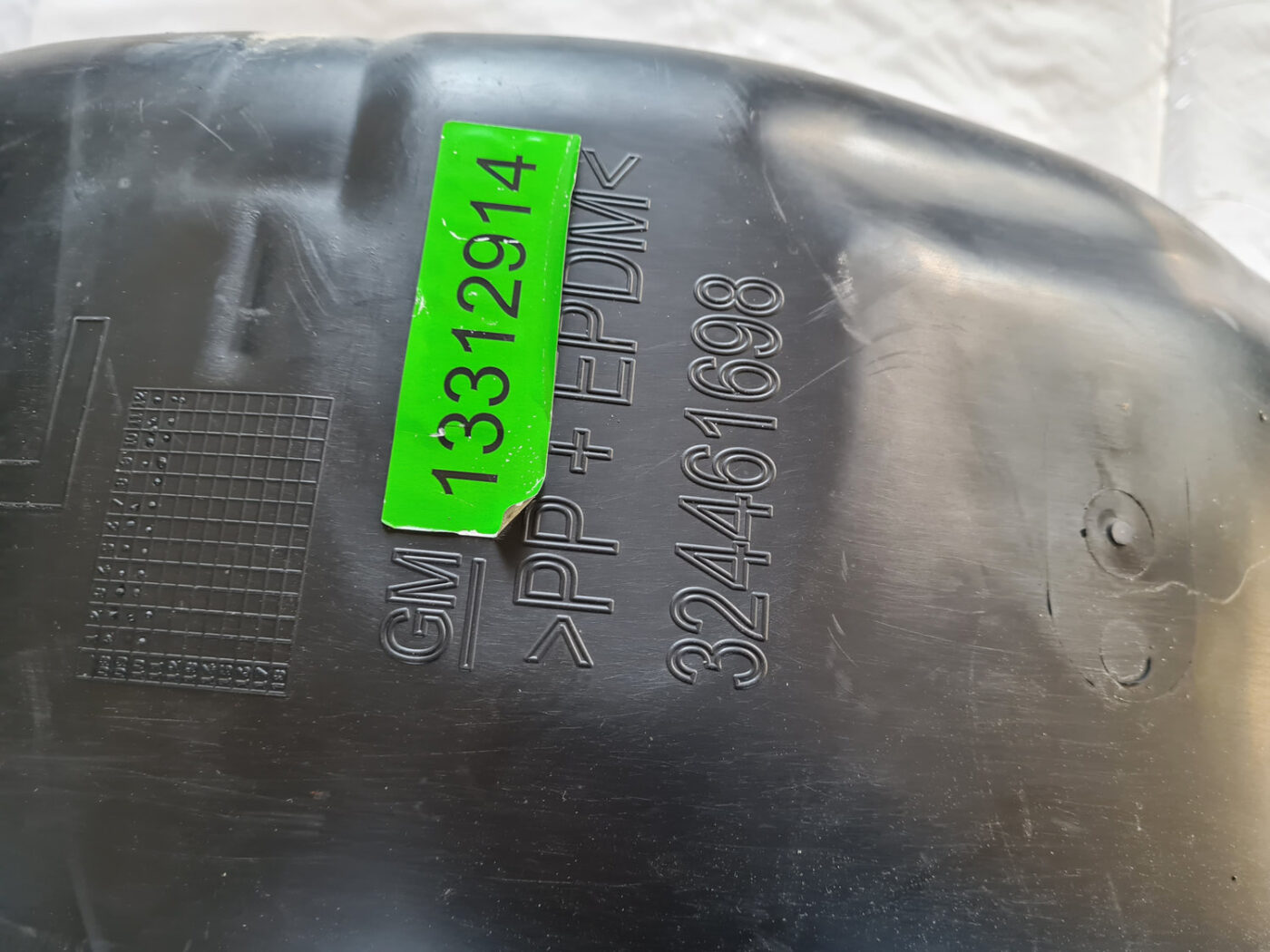 Aizmugurējais kreisais paspārns priekš OPEL INSIGNIA 2010 3 Aizmugurējais kreisais paspārns priekš OPEL INSIGNIA 2010