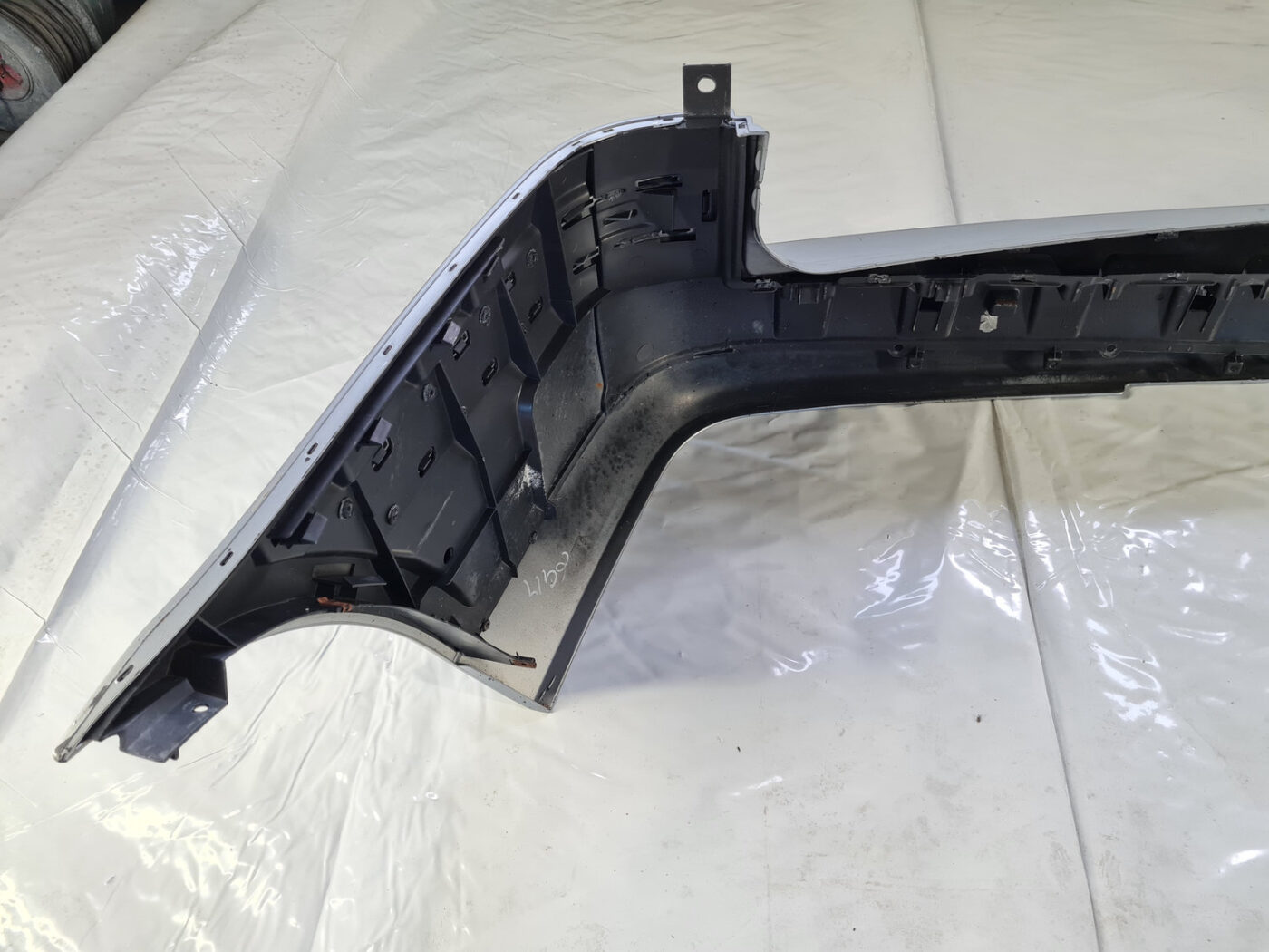 Aizmugures buferis priekš VW SHARAN 2001-2008 21 Aizmugures buferis priekš VW SHARAN 2001-2008