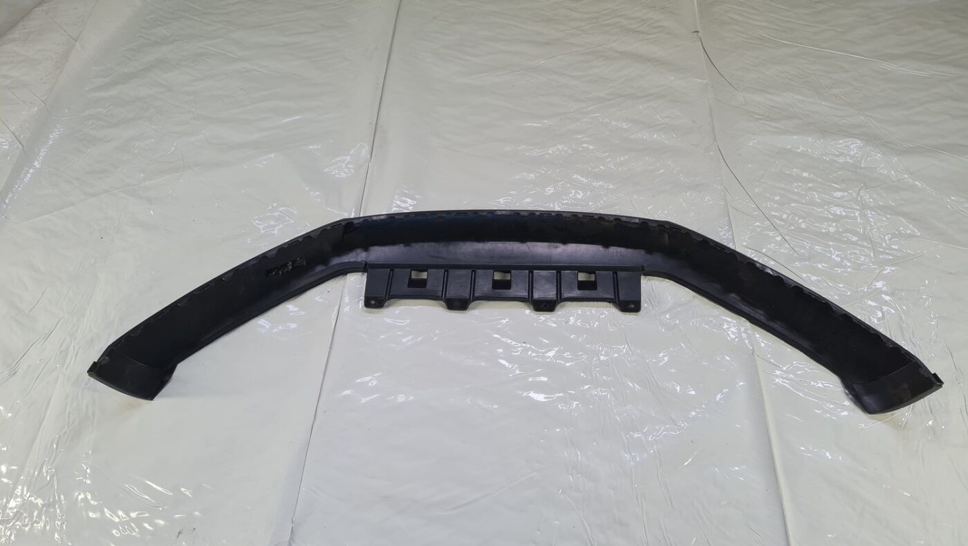 Bufera spoileris priekš VW Tiguan 2007-2016 7 Bufera spoileris priekš VW Tiguan 2007-2016