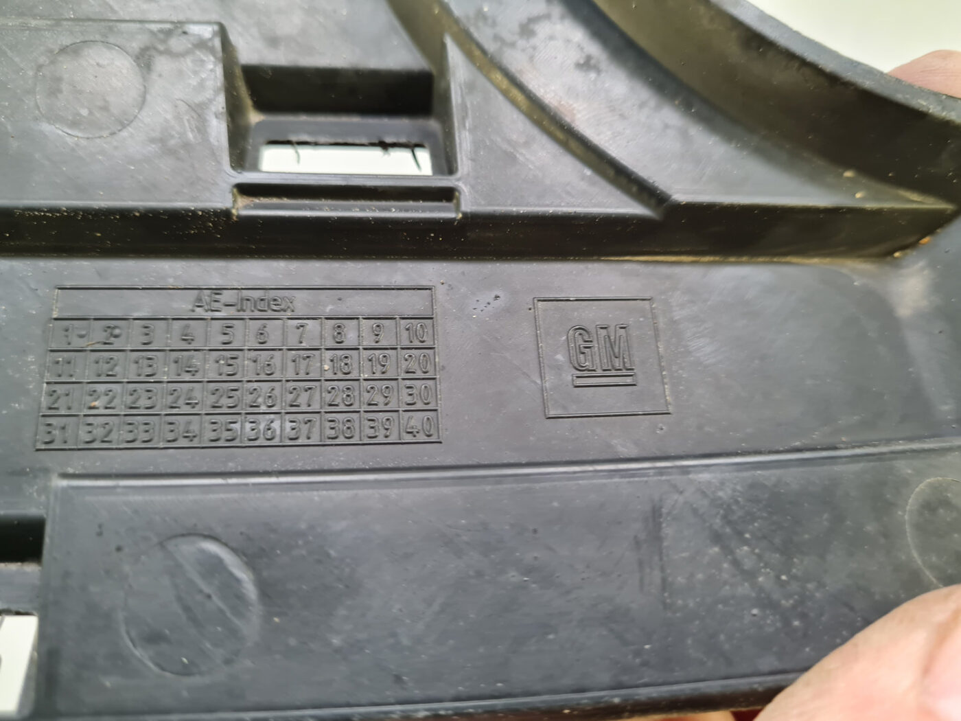 Restes uzlika priekš OPEL INSIGNIA 2010 3 Restes uzlika priekš OPEL INSIGNIA 2010