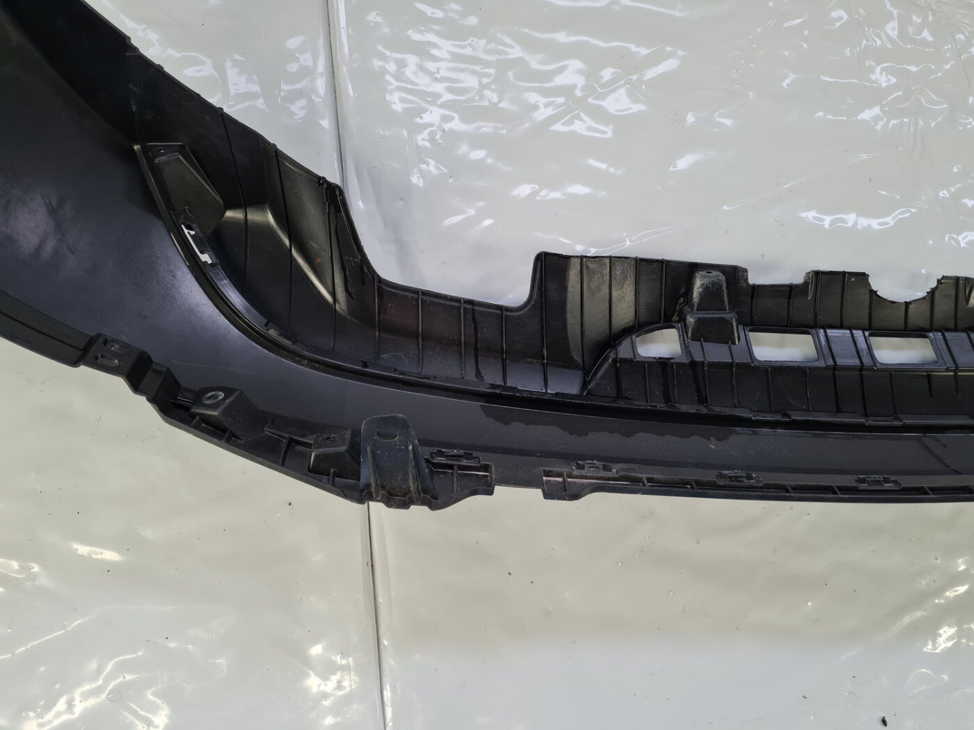 Aizmugurēja bufera spoileris (lūpa) priekš HYUNDAI TUCSON 2015-2021