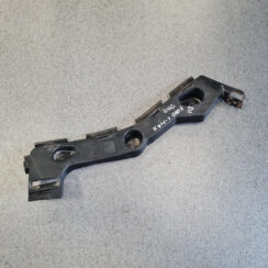 Aizmugurējā spārna un bufera stiprinājums priekš FORD C-MAX 2011