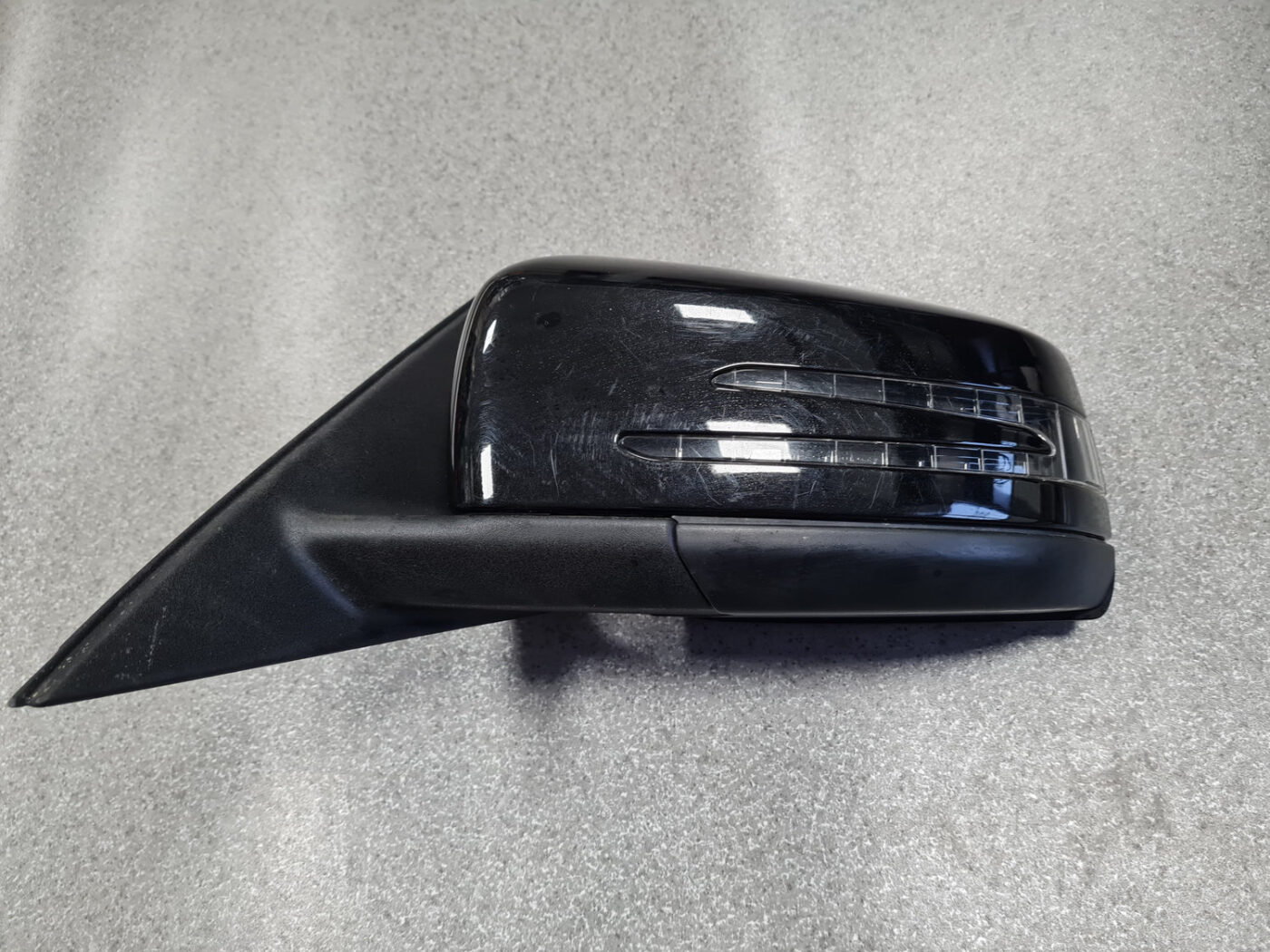 Ārējais spogulis, pa kreisi priekš MERCEDES BENZ E250 W212 2014 11 Ārējais spogulis, pa kreisi priekš MERCEDES BENZ E250 W212 2014