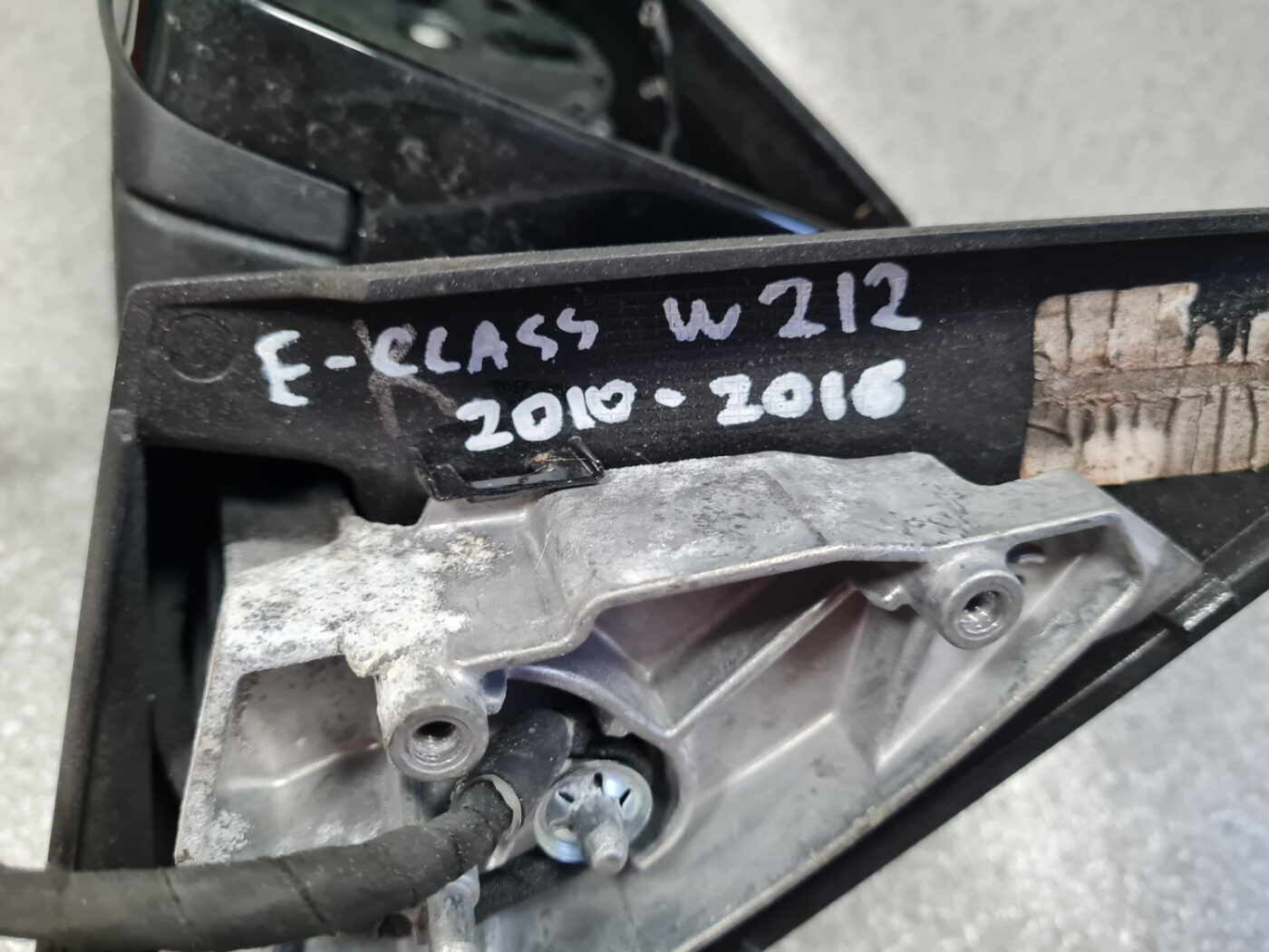 Ārējais spogulis, pa kreisi priekš MERCEDES BENZ E250 W212 2014 5 Ārējais spogulis, pa kreisi priekš MERCEDES BENZ E250 W212 2014