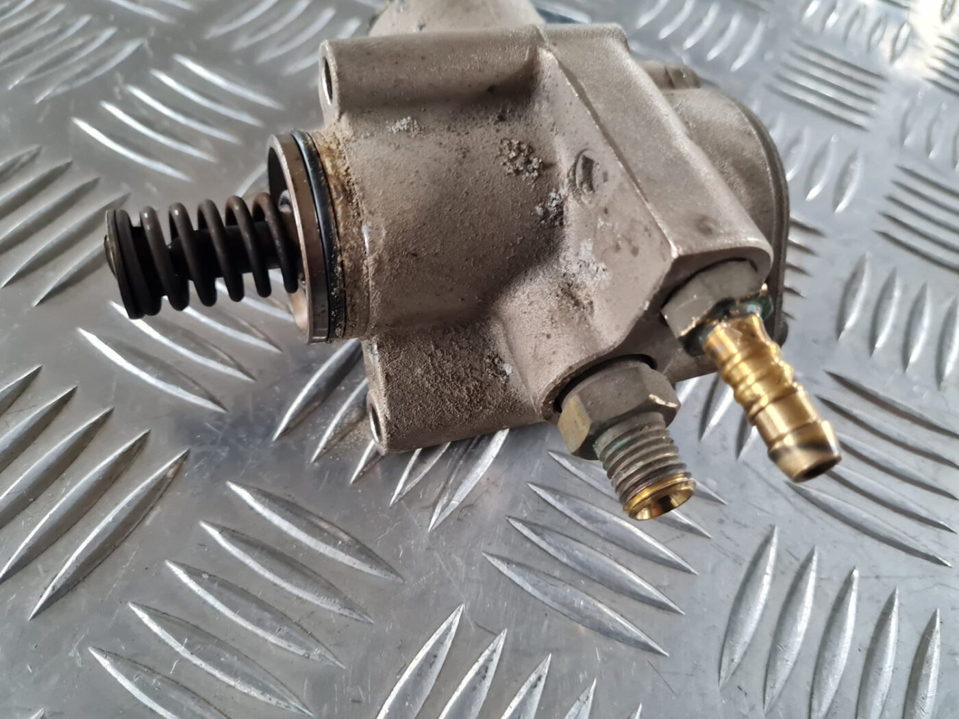 Augstspiediena degvielas sūknis priekš ŠKODA OCTAVIA 2007