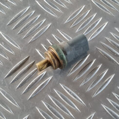 Dzesēšanas šķidruma temperatūras sensors priekš ŠKODA OCTAVIA 2007