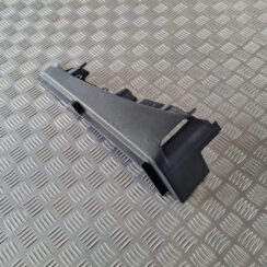 Aizmugures plaukta turētājs priekš ŠKODA OCTAVIA 2007