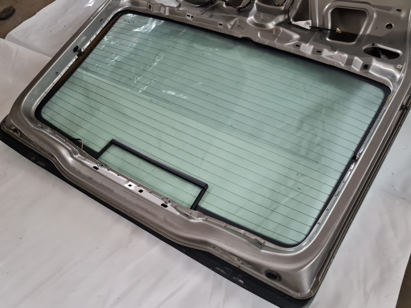 Bagāžnieka vāks priekš ŠKODA OCTAVIA 2007